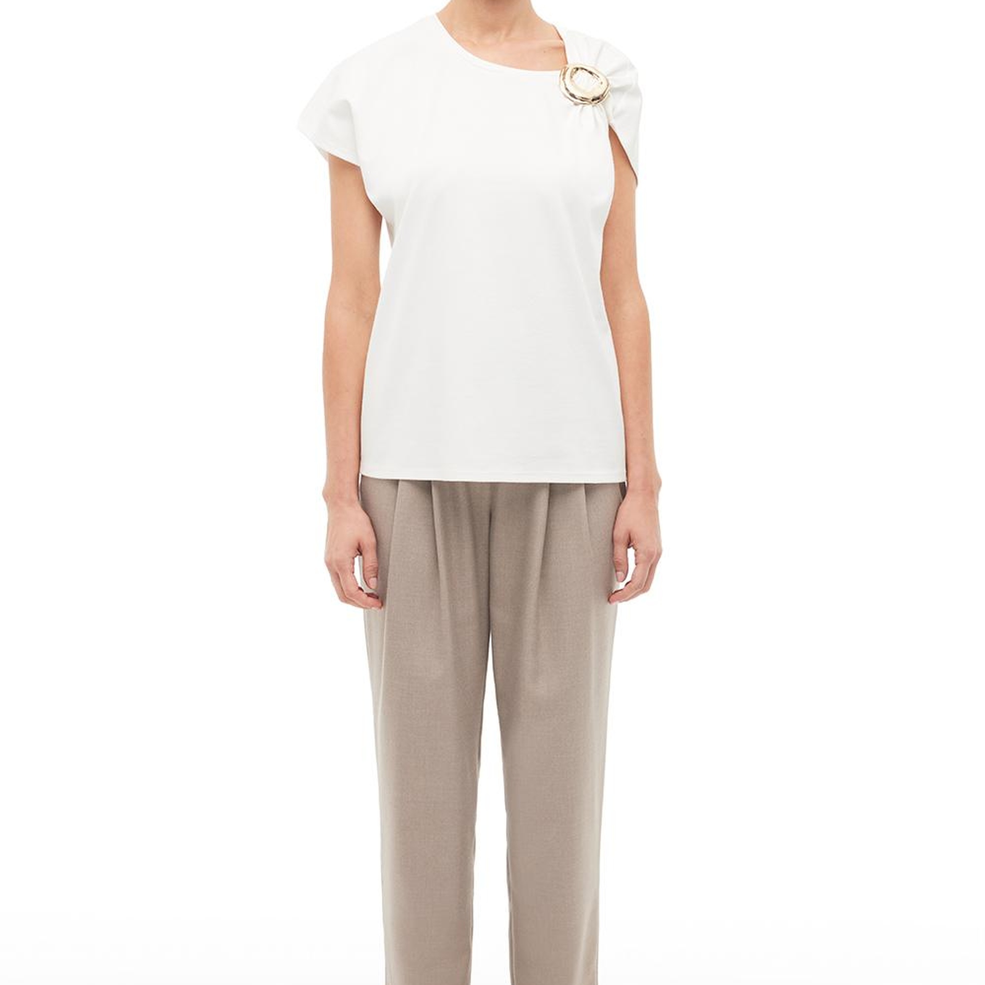 %100 Pamuk Ekru Omuz Detay Tişört