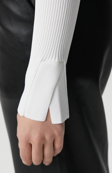  Network Kadın Kırık Beyaz Düğme Detaylı Triko Kazak