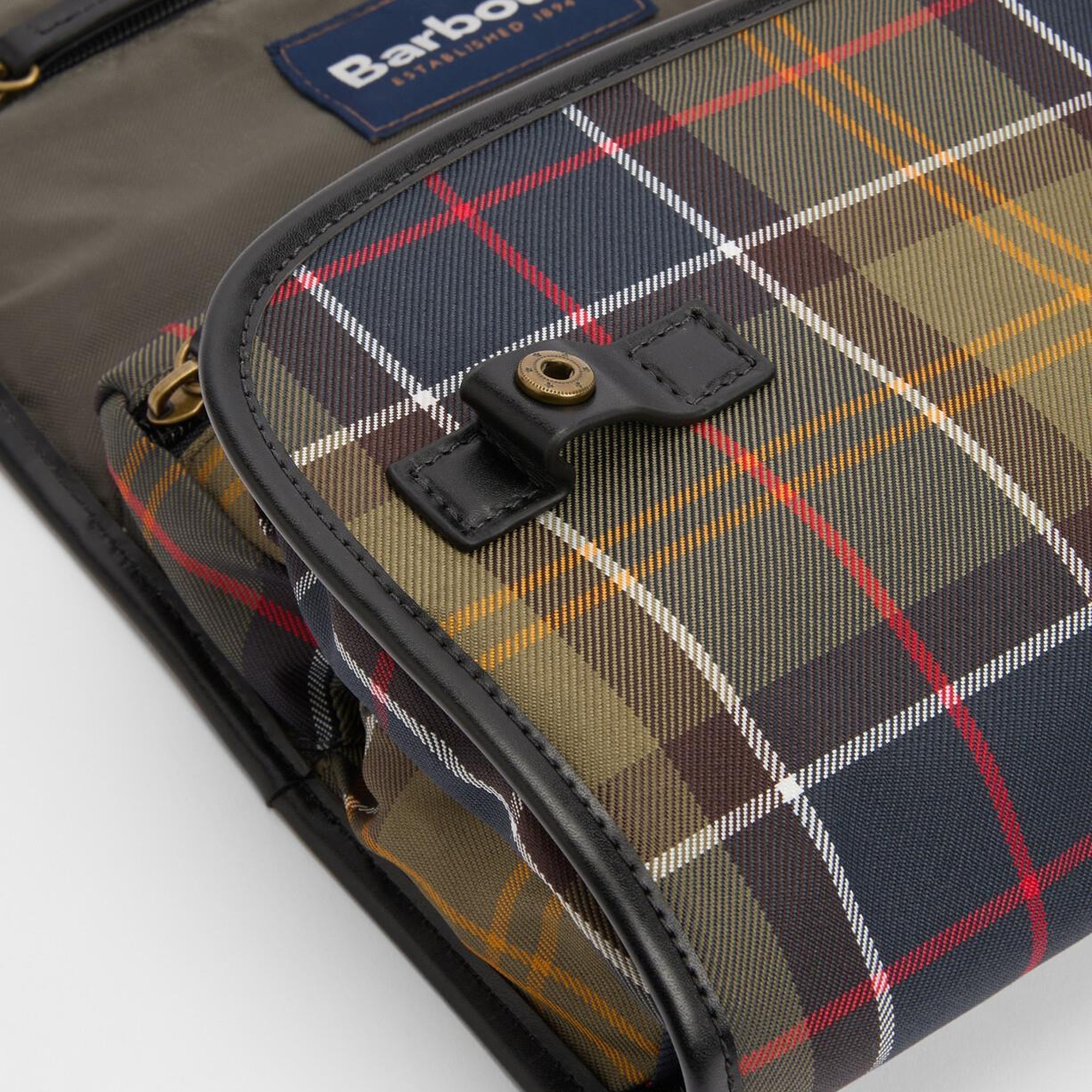 Barbour Tartan Hanging Washbag Organizer