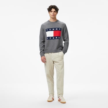  Tommy Jeans Regular Melange Flag Erkek Gri Kazak