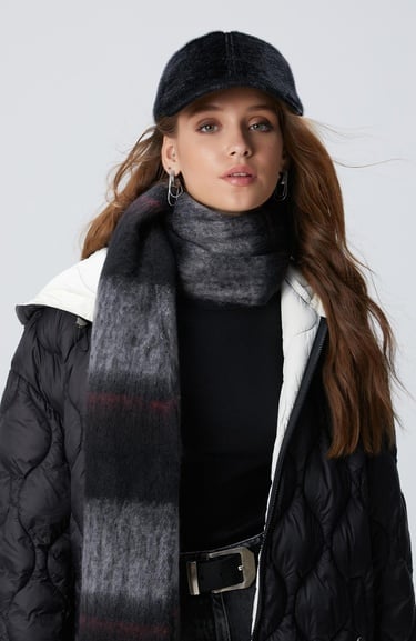  Network Kadın Siyah Kapüşon Yakalı Kaban