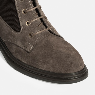  Kadın Vizon Lastik Detaylı Bağcıklı Süet Postal Bot