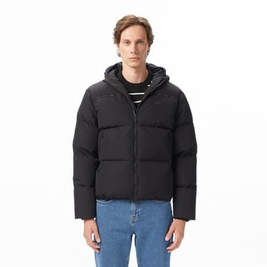  Lacoste Erkek Kapüşonlu Siyah Mont