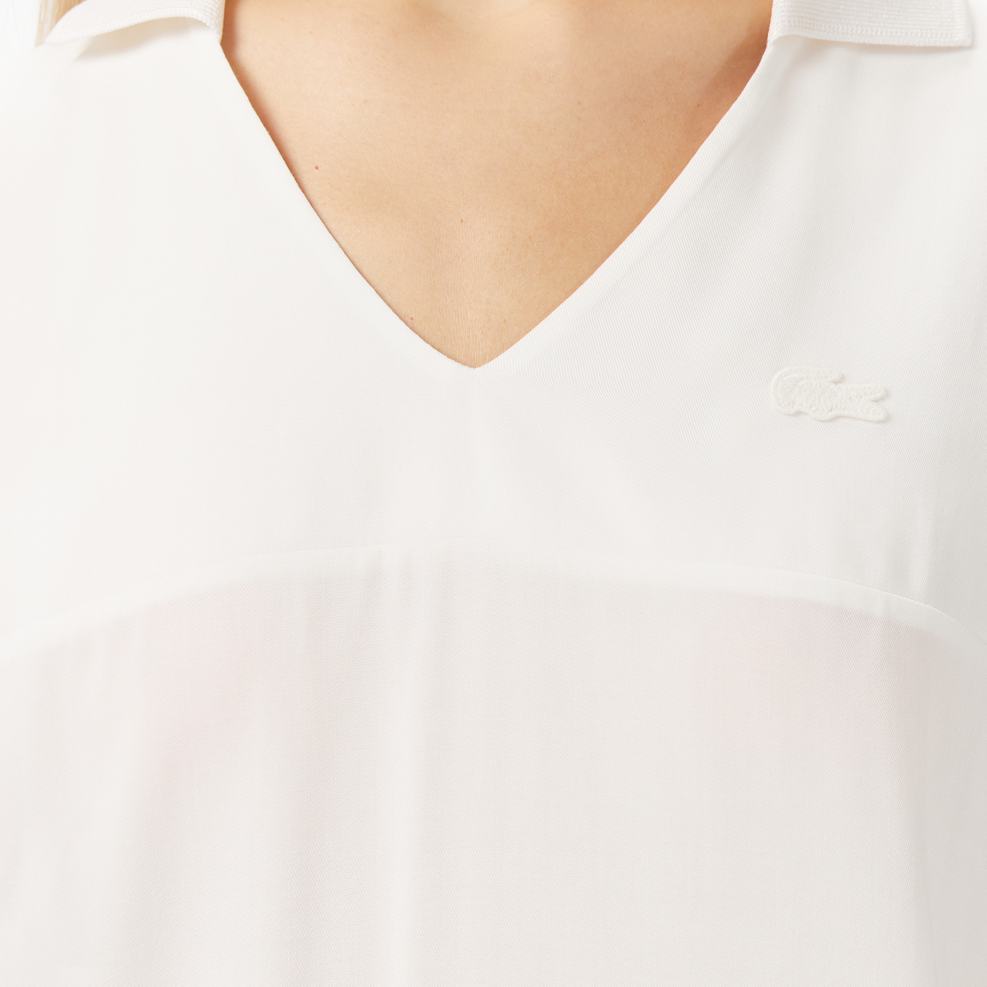 Lacoste Kadın V Yaka Beyaz T-Shirt