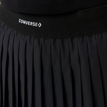  Converse Star Chevron Baskılı Kadın Siyah Etek