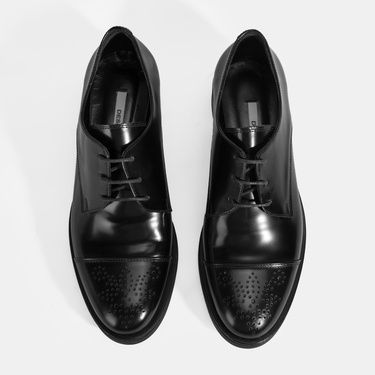  Kadın Siyah Bağcıklı Klasik Deri Ayakkabı