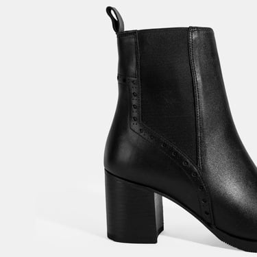  Kadın Siyah Lastik Detaylı Topuklu Deri Bot