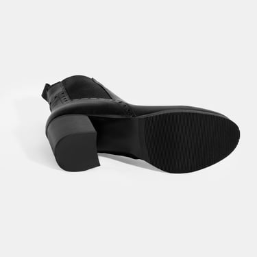  Kadın Siyah Lastik Detaylı Topuklu Deri Bot