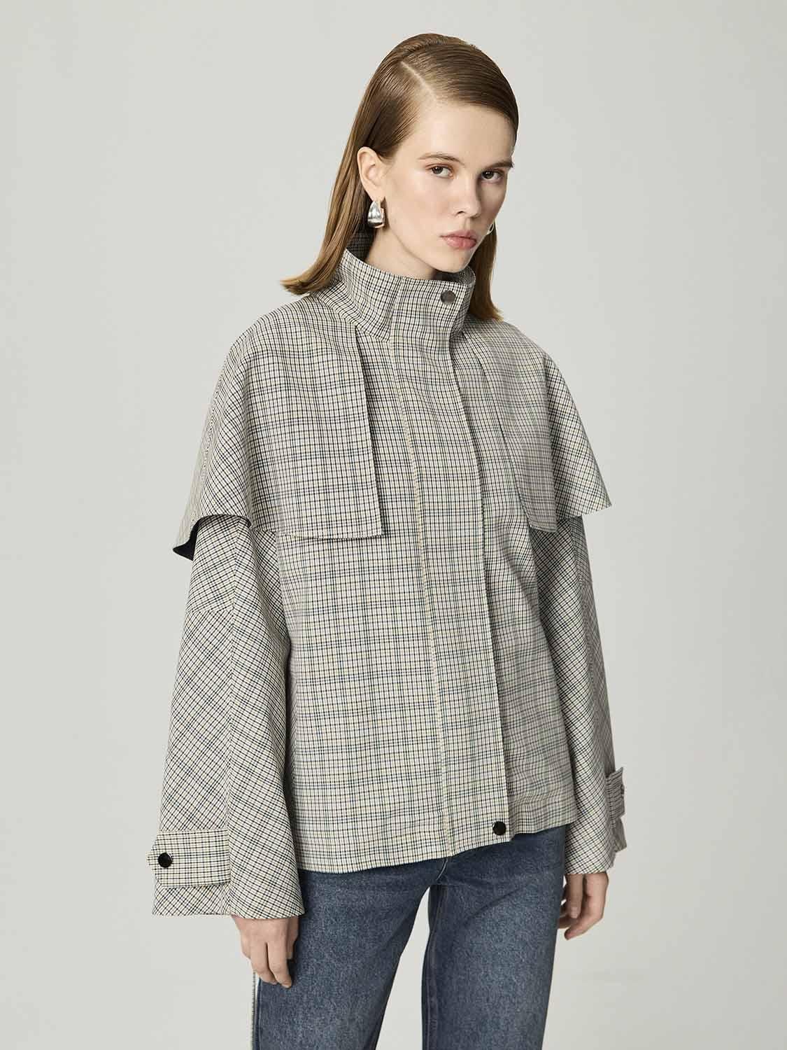  Kuşak Detaylı Trençkot