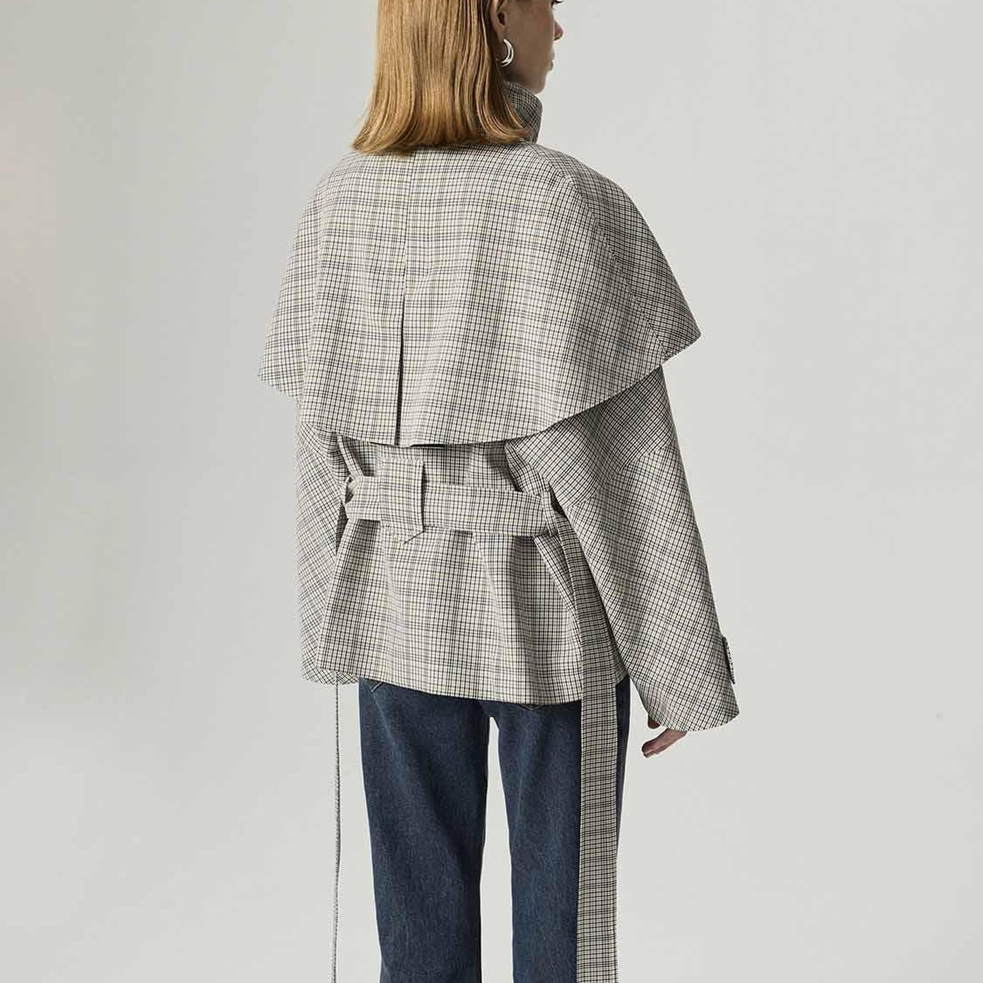 Kuşak Detaylı Trençkot