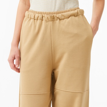  Lacoste Kadın Regular Fit Bej Eşofman Altı