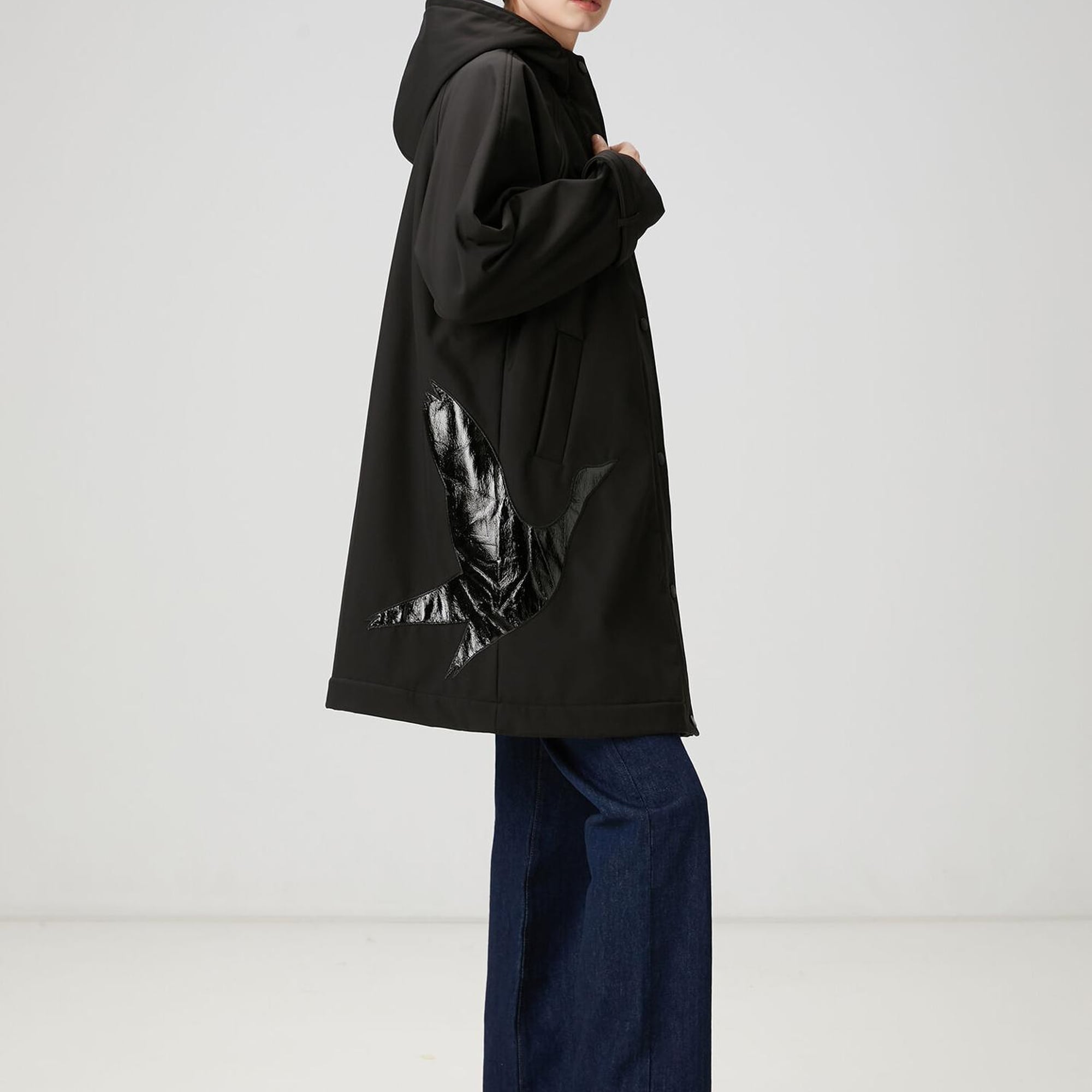 Beymen Club Kadın Siyah Kapüşonlu Logolu Kaban