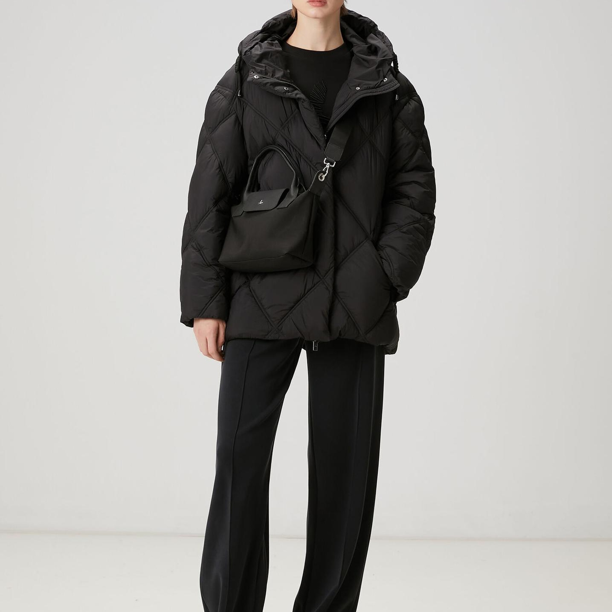 Beymen Club Kadın Siyah Kapüşonlu Puffer Mont