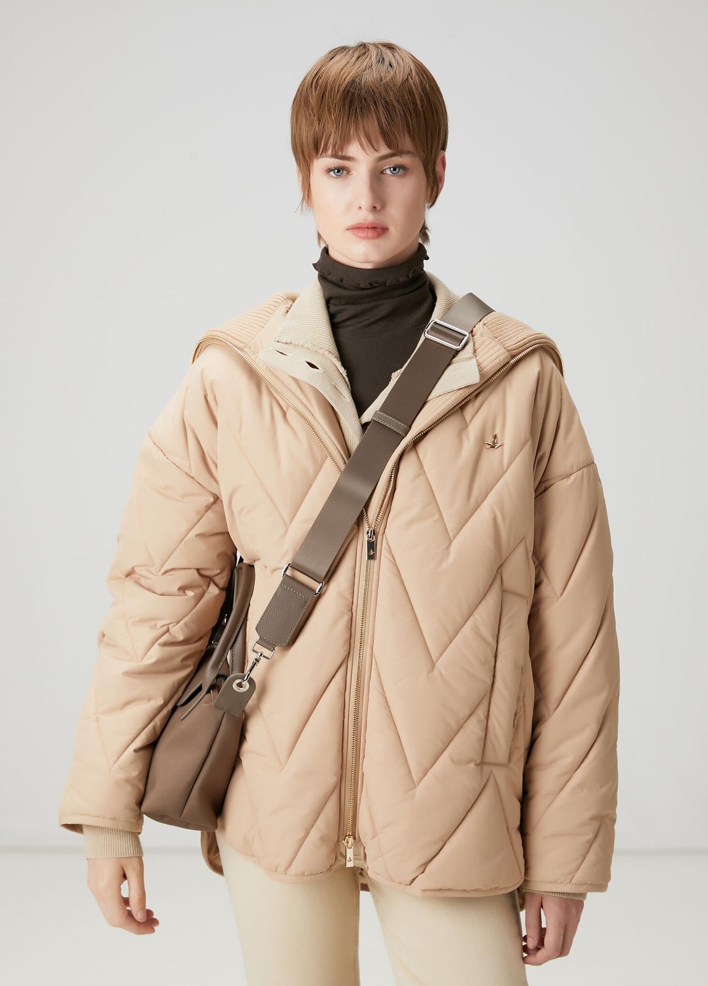  Beymen Club Kadın Kamel Zikzak Kapitoneli Mont