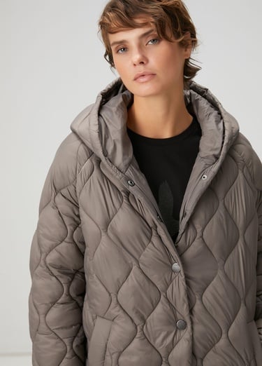  Beymen Club Kadın Gri Kapüşonlu Kapitoneli Kaban