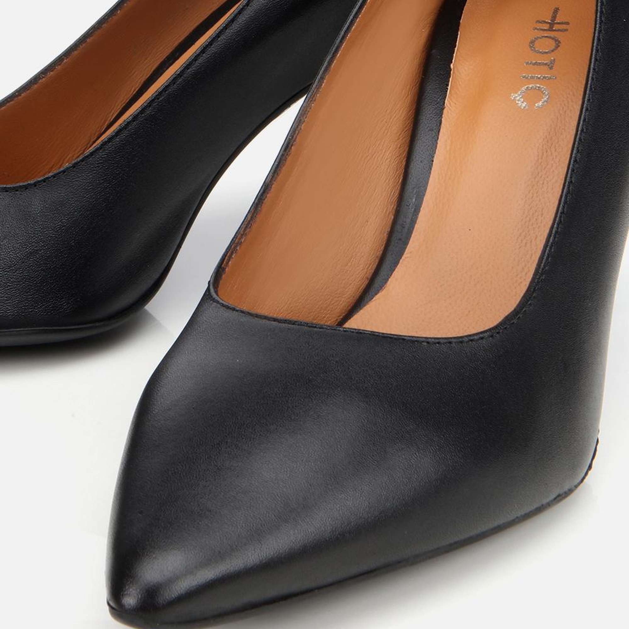 Kadın Deri Siyah Esnek Tabanlı Stiletto