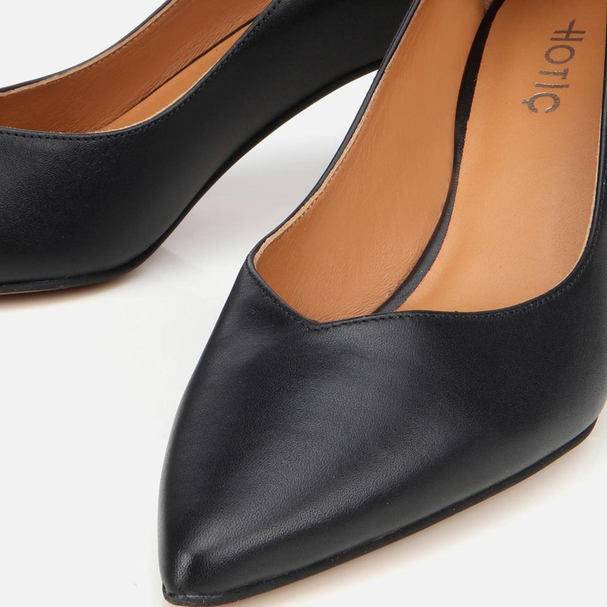 Kadın Deri Siyah İnce Topuklu Stiletto