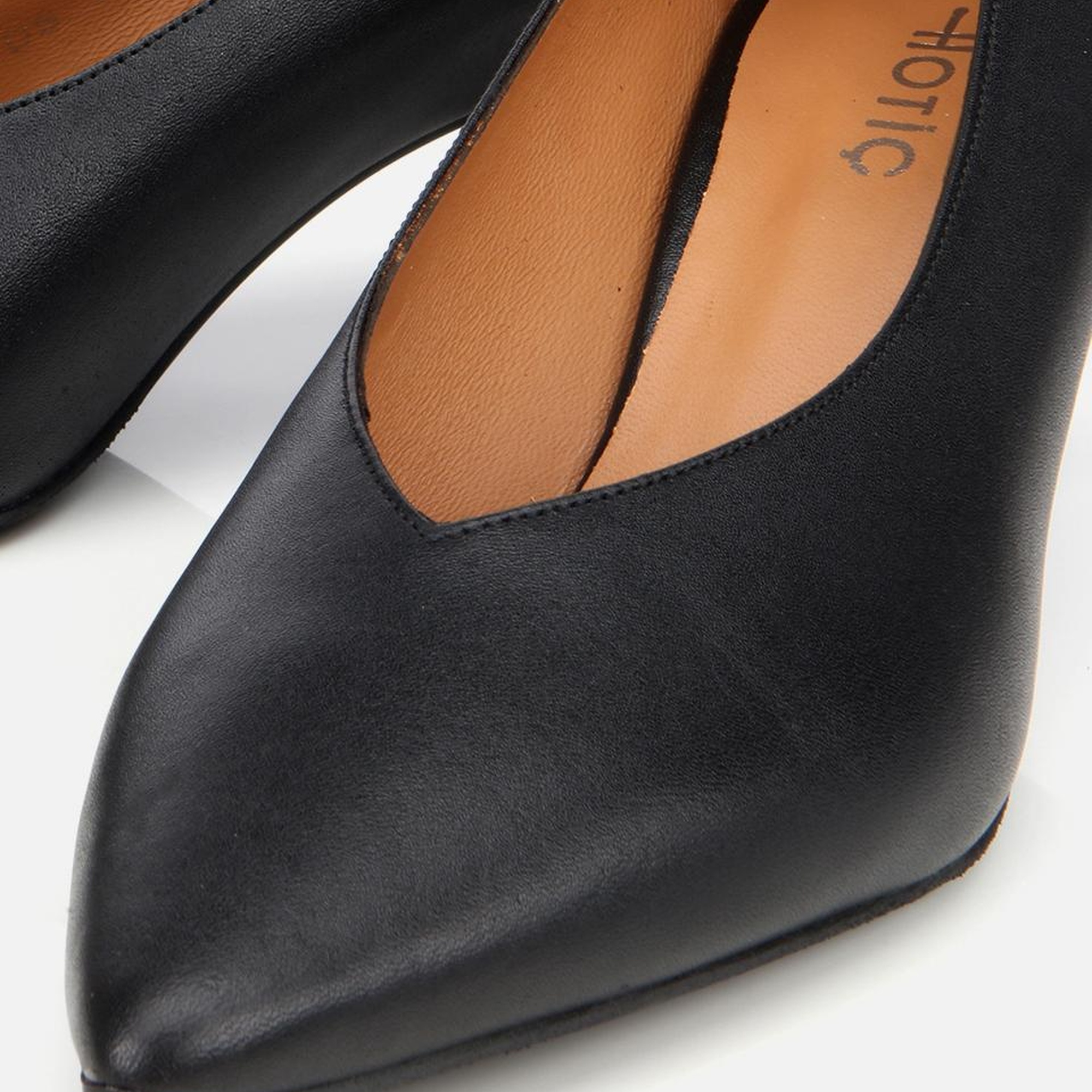 Kadın Deri Siyah İnce Topuklu Stiletto