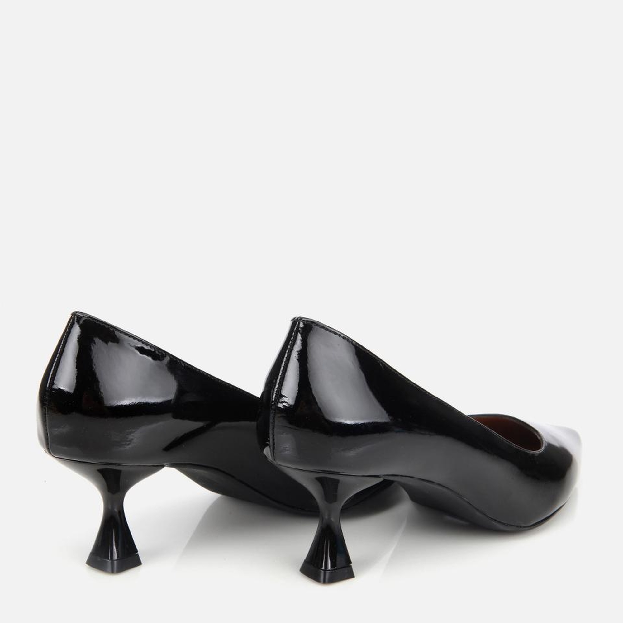 Kadın Rugan Deri  Siyah Esnek Tabanlı Stiletto