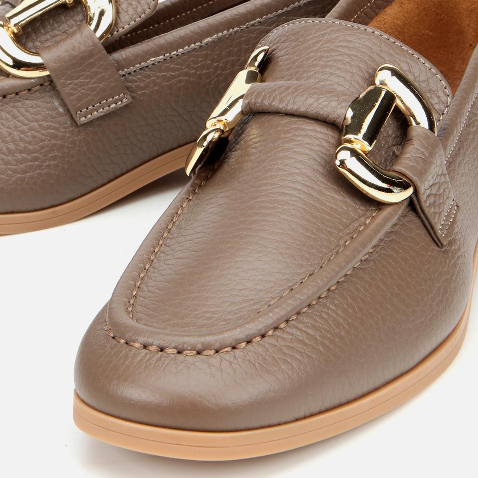 Kadın Deri Vizon Tokalı Klasik Loafer