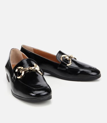  Kadın Rugan Deri Siyah Tokalı Klasik Loafer