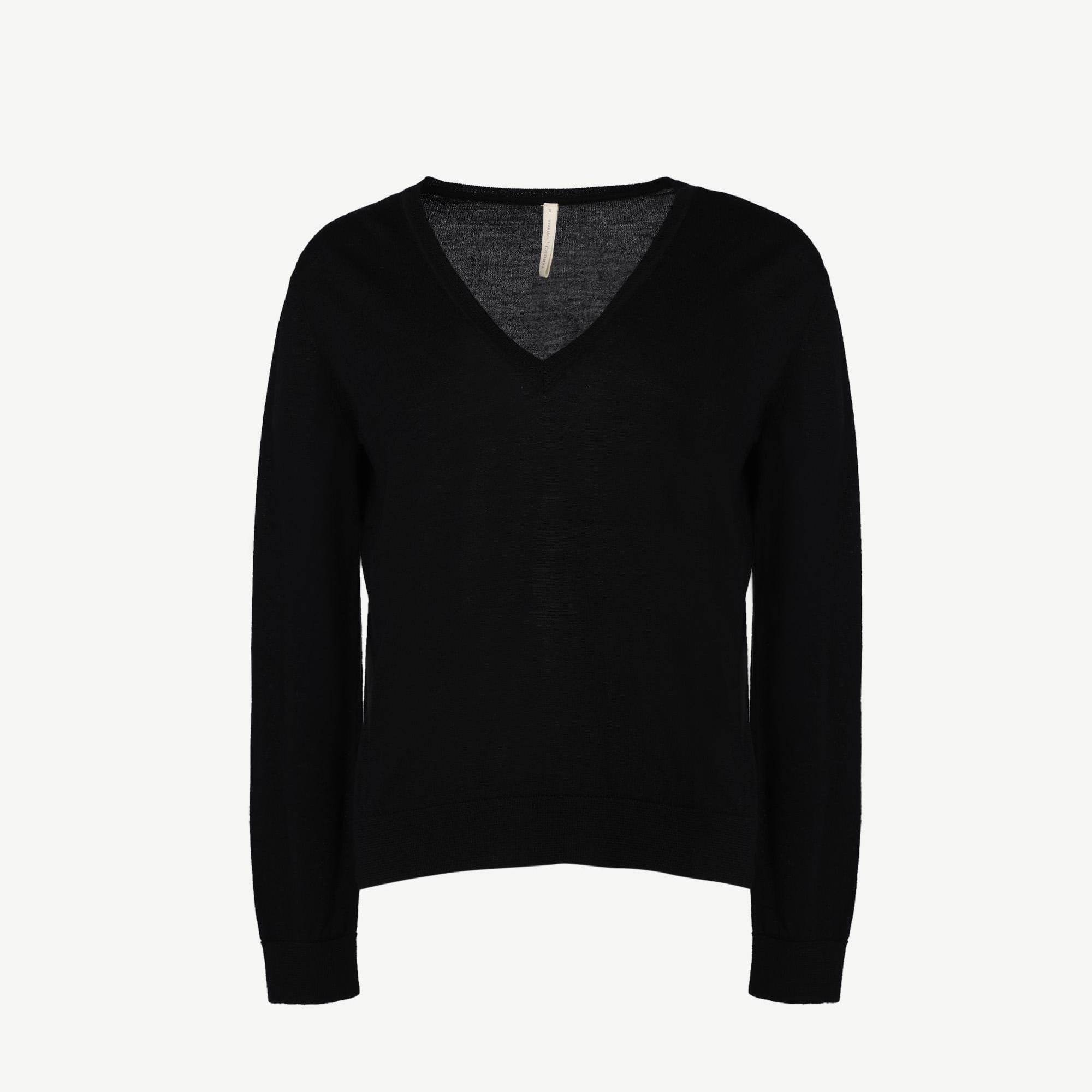 YARGICI V Yaka Triko