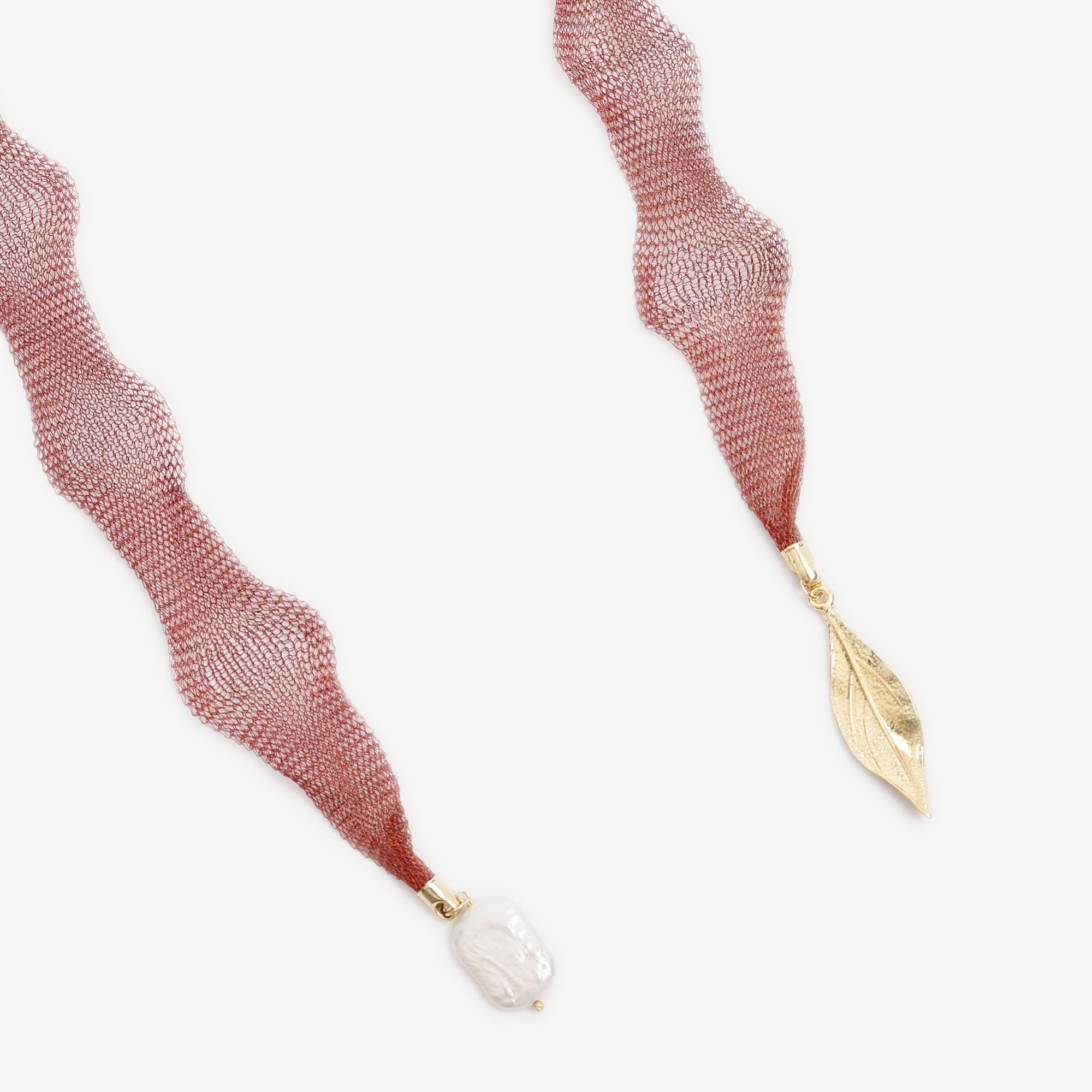 YARGICI Kurdele Detaylı Kolye