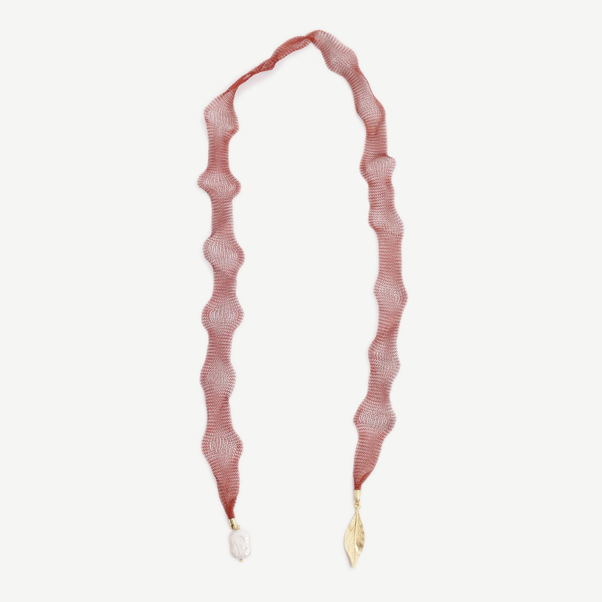 YARGICI Kurdele Detaylı Kolye