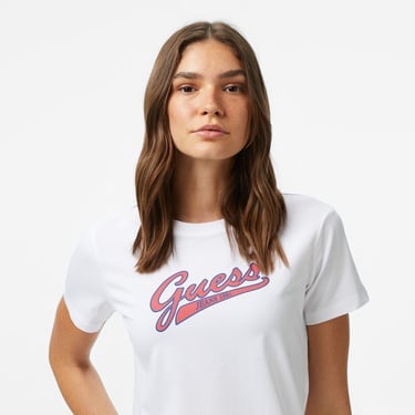  Guess Kadın Beyaz T-Shirt