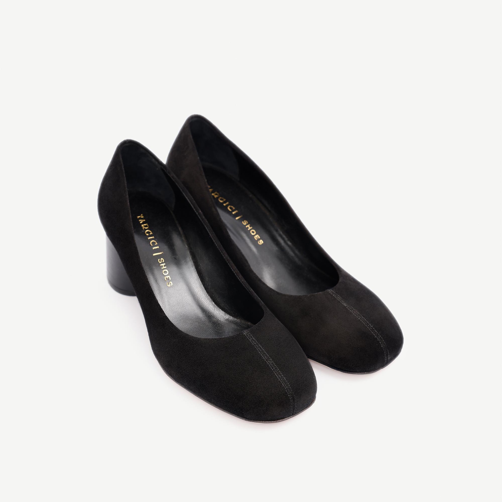 YARGICI Silindir Topuk Detaylı Ayakkabı