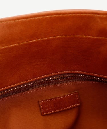  YARGICI Kalın Omuz Saplı Deri Omuz Çantası