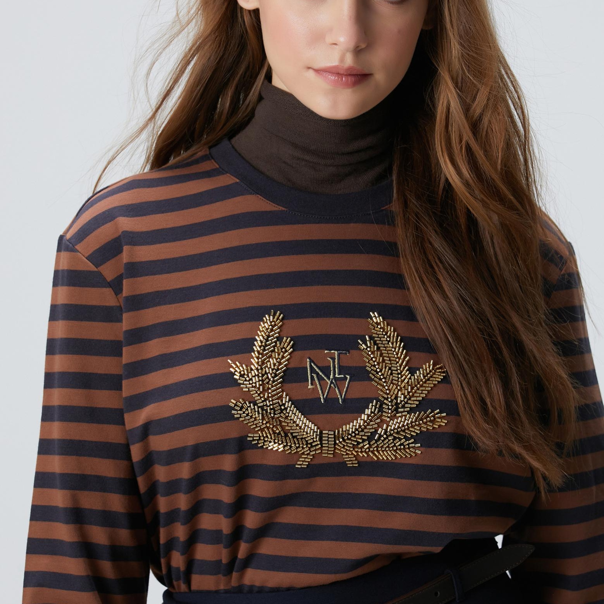 Network Kadın Lacivert Kahverengi Boncuk Nakışlı Çizgili T-shirt