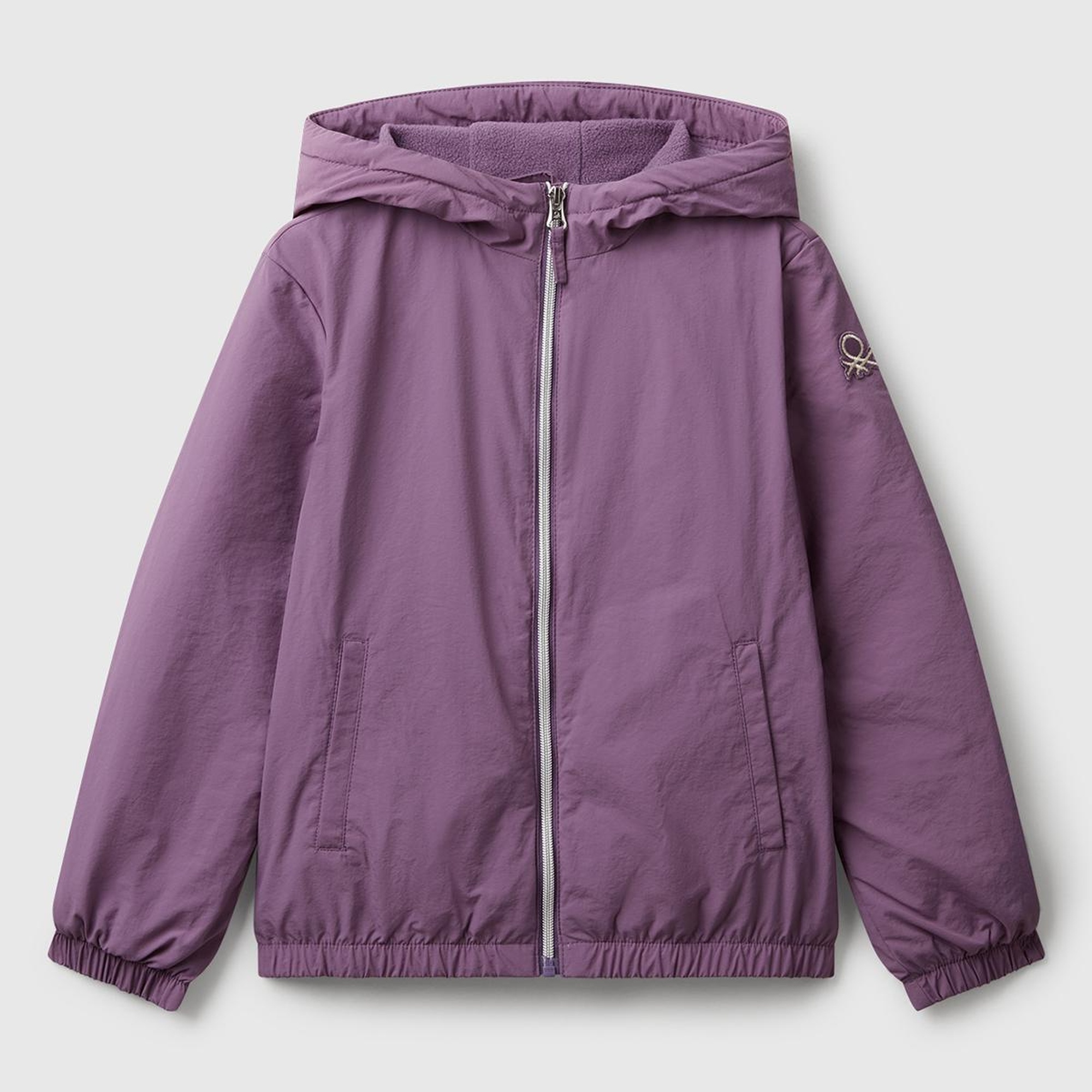Kız Çocuk Mor Simli Logo Detaylı Cepli Kapüşonlu Jarse Yağmurluk