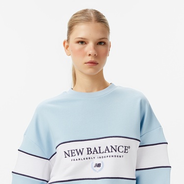  New Balance NB Lifestyle Kadın Mavi Sweatshirt
