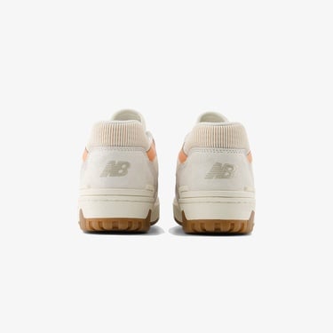  New Balance 550  Lifestyle   Kadın Beyaz Spor Ayakkabı