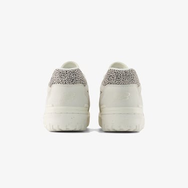  New Balance 550  Lifestyle   Kadın Beyaz Spor Ayakkabı