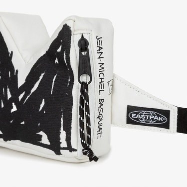  Eastpak Crown Bag Basquiat Unisex Beyaz Bel Çantası
