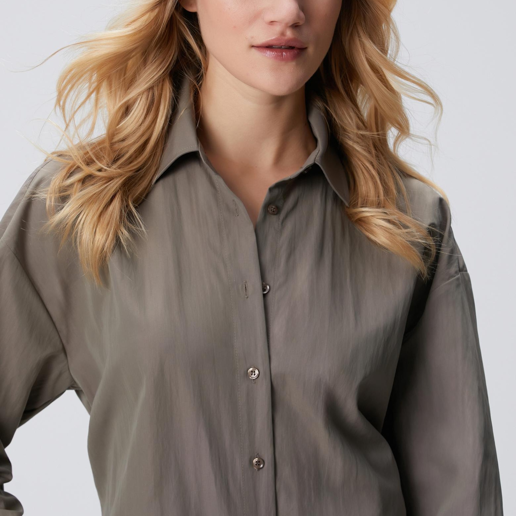 Network Kadın Açık Haki Gömlek