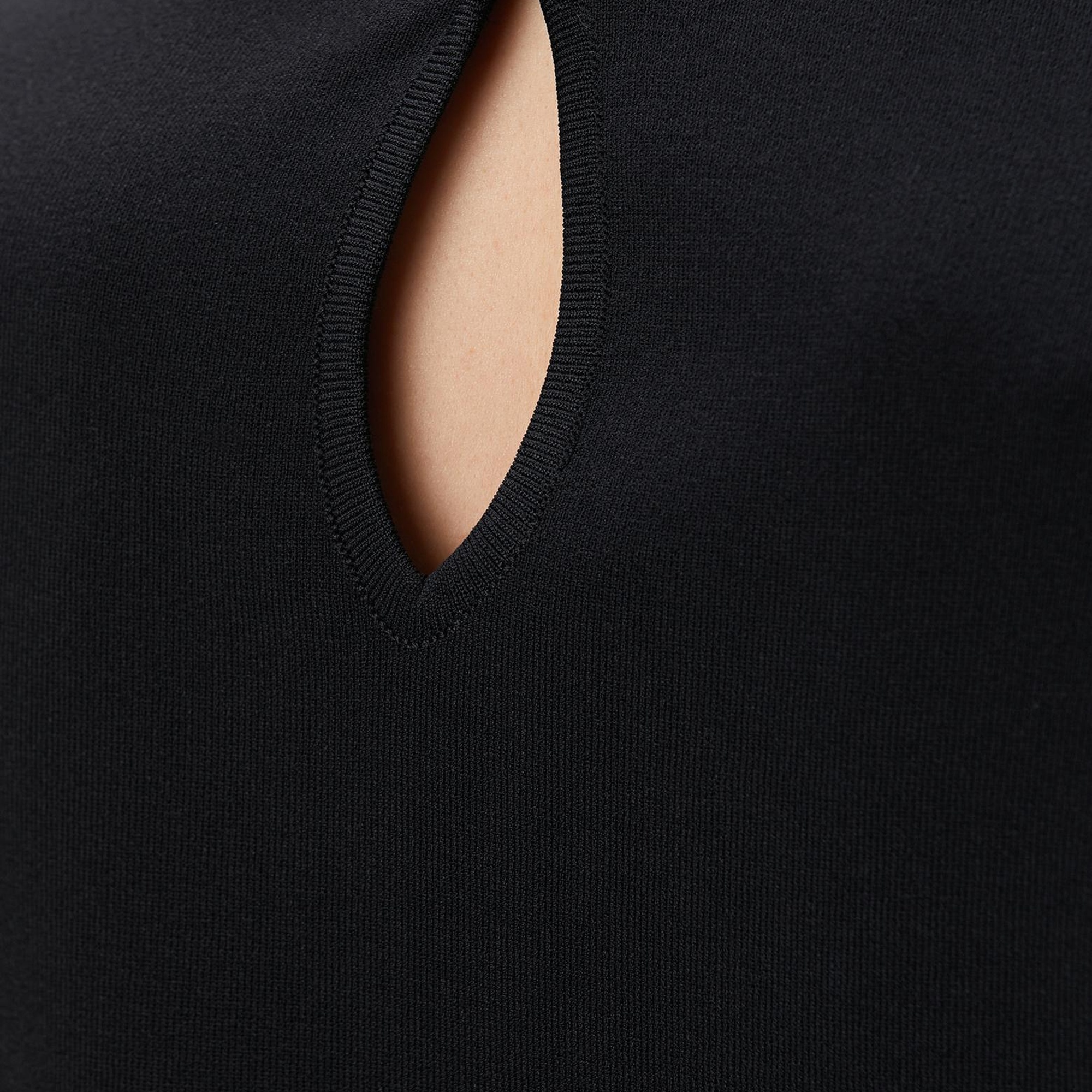 Network Kadın Siyah Kolsuz Basic Triko Kazak