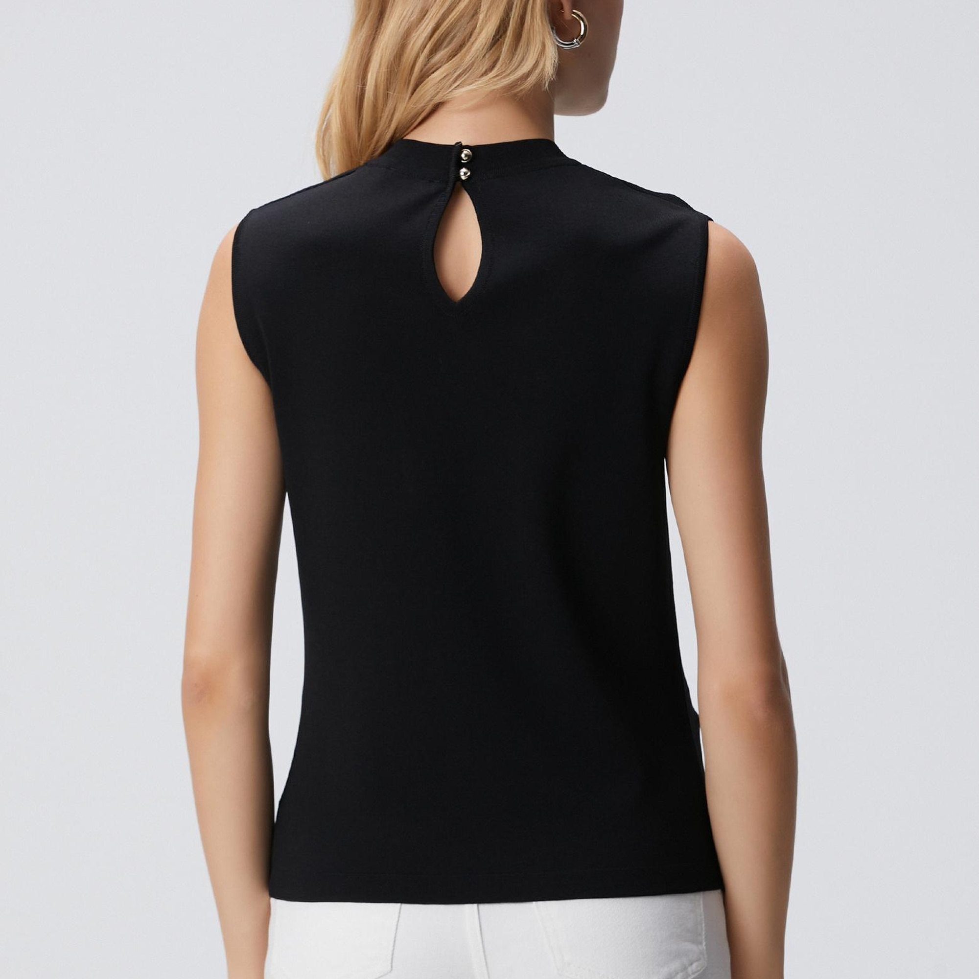 Network Kadın Siyah Kolsuz Basic Triko Kazak