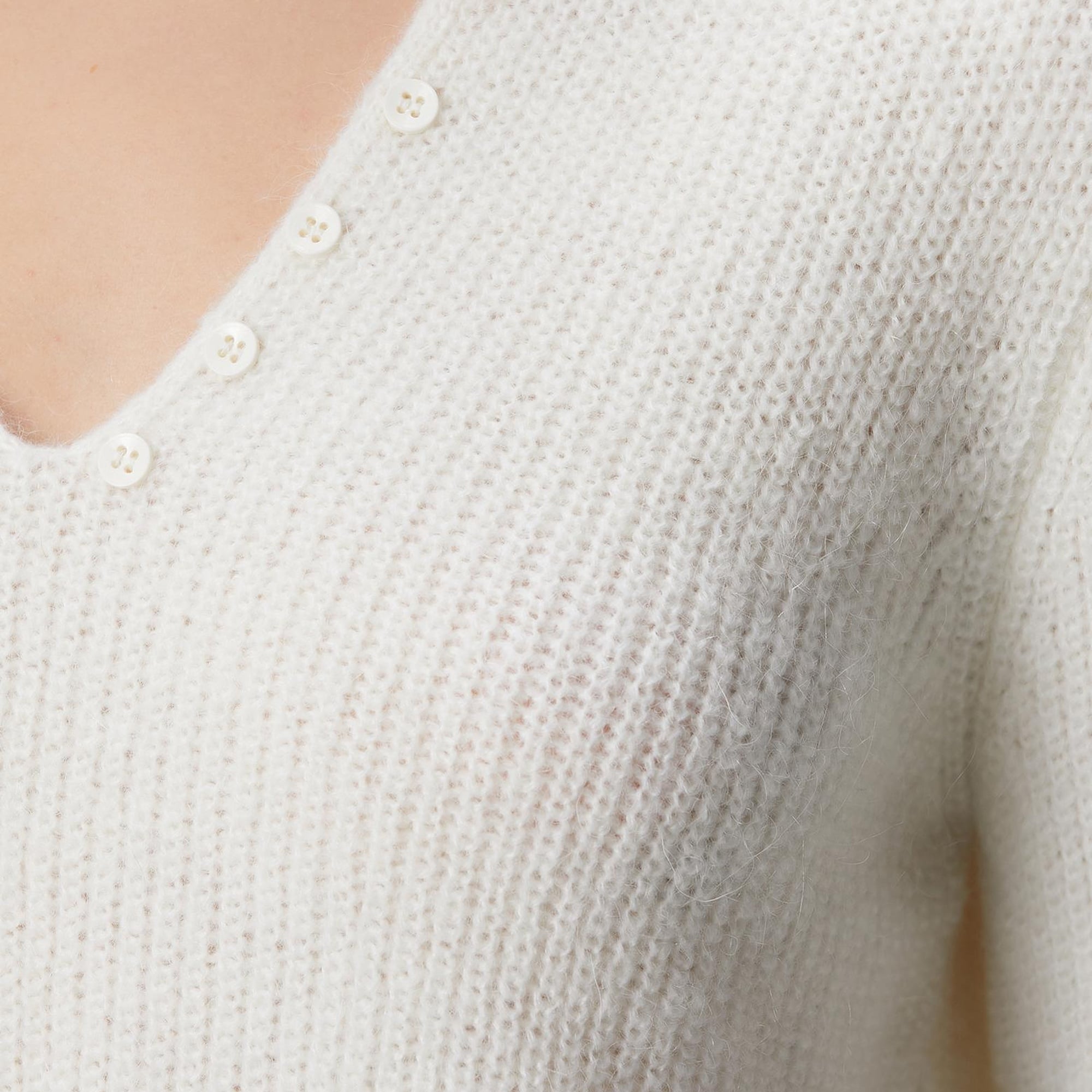 Network Kadın Kırık Beyaz Limited Yumuşak Dokulu Triko Kazak