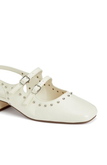  Divarese Kadın Kırık Beyaz Taşlı Babet