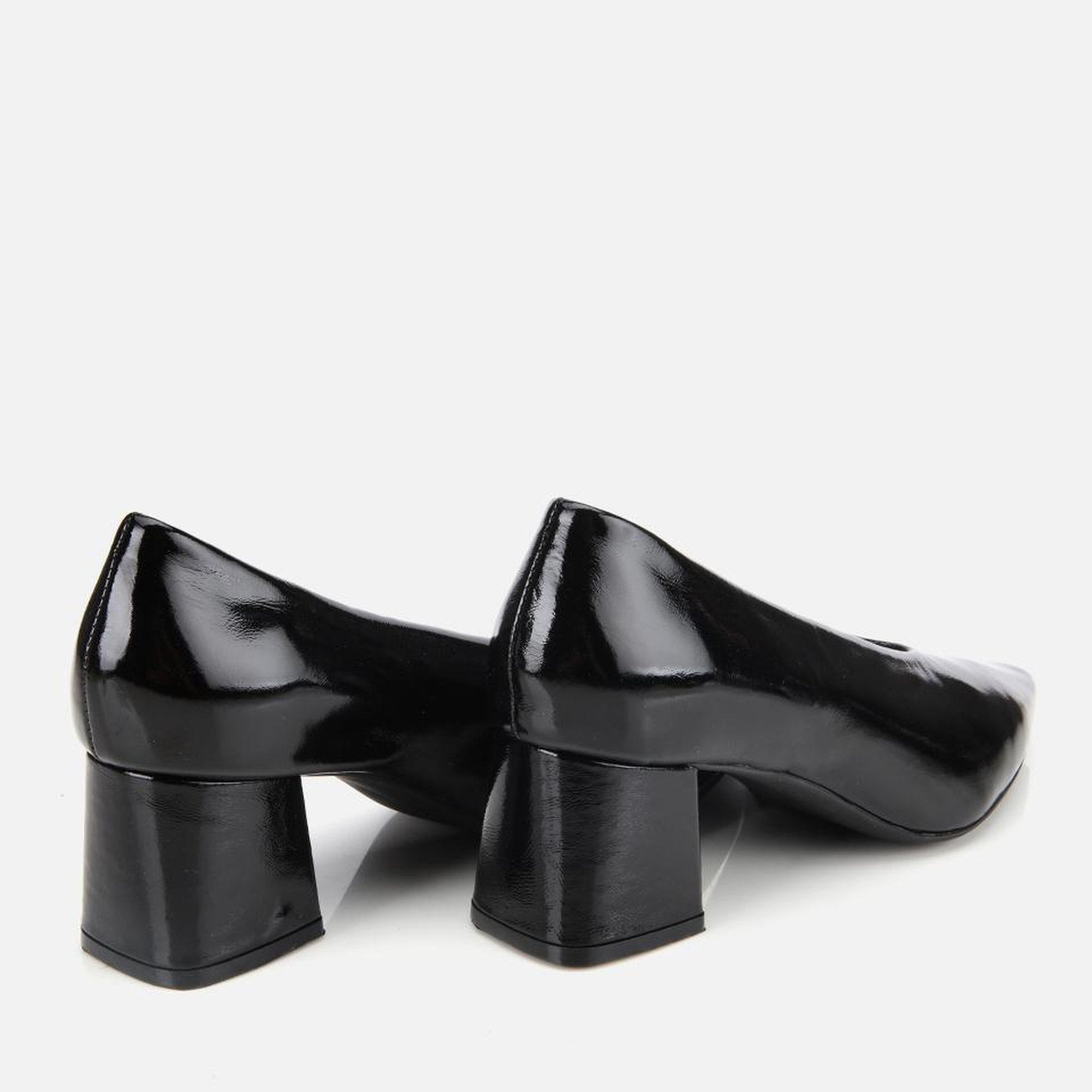 Kadın Rugan Deri Siyah Yumuşak Dokulu Kalın Topuklu Ayakkabı