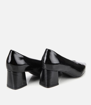  Kadın Rugan Deri Siyah Yumuşak Dokulu Kalın Topuklu Ayakkabı