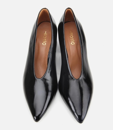  Kadın Rugan Deri Siyah Yumuşak Dokulu Kalın Topuklu Ayakkabı