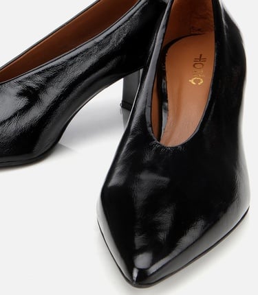  Kadın Rugan Deri Siyah Yumuşak Dokulu Kalın Topuklu Ayakkabı