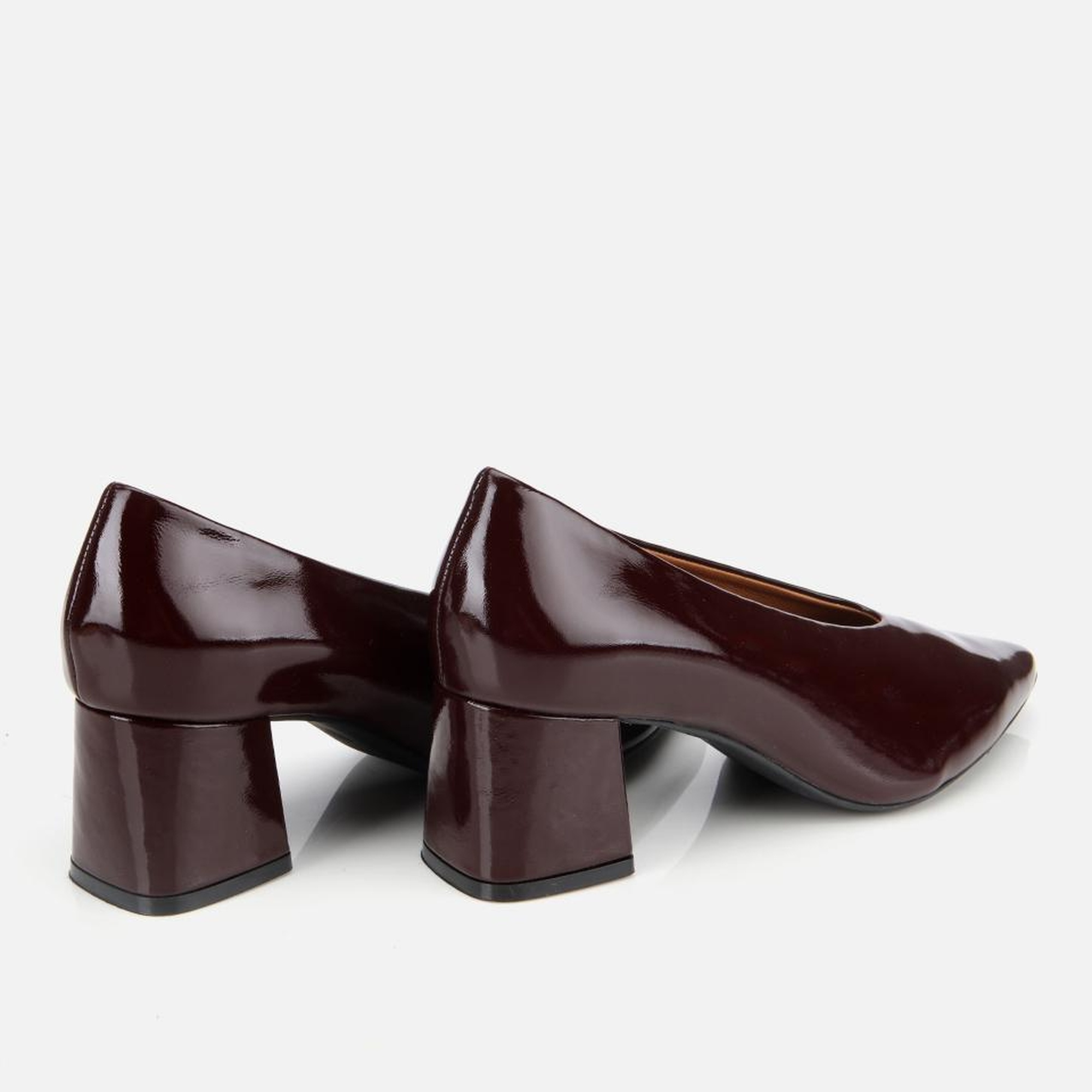 Kadın Rugan Deri Bordo Yumuşak Dokulu Kalın Topuklu Ayakkabı