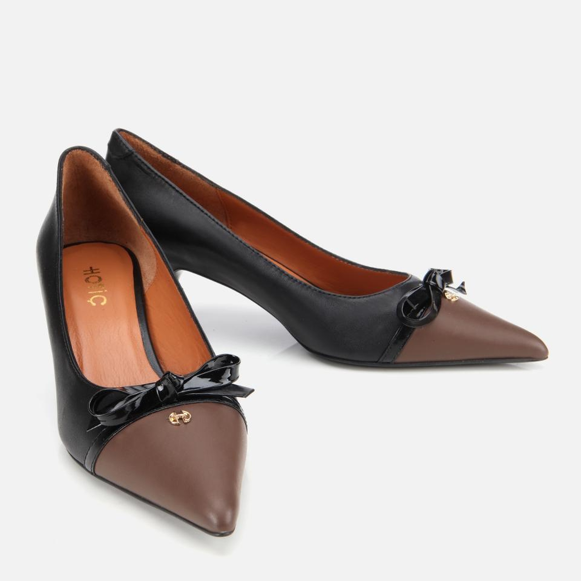 Kadın Deri Siyah Fiyonk Detaylı İnce Topuklu Stiletto