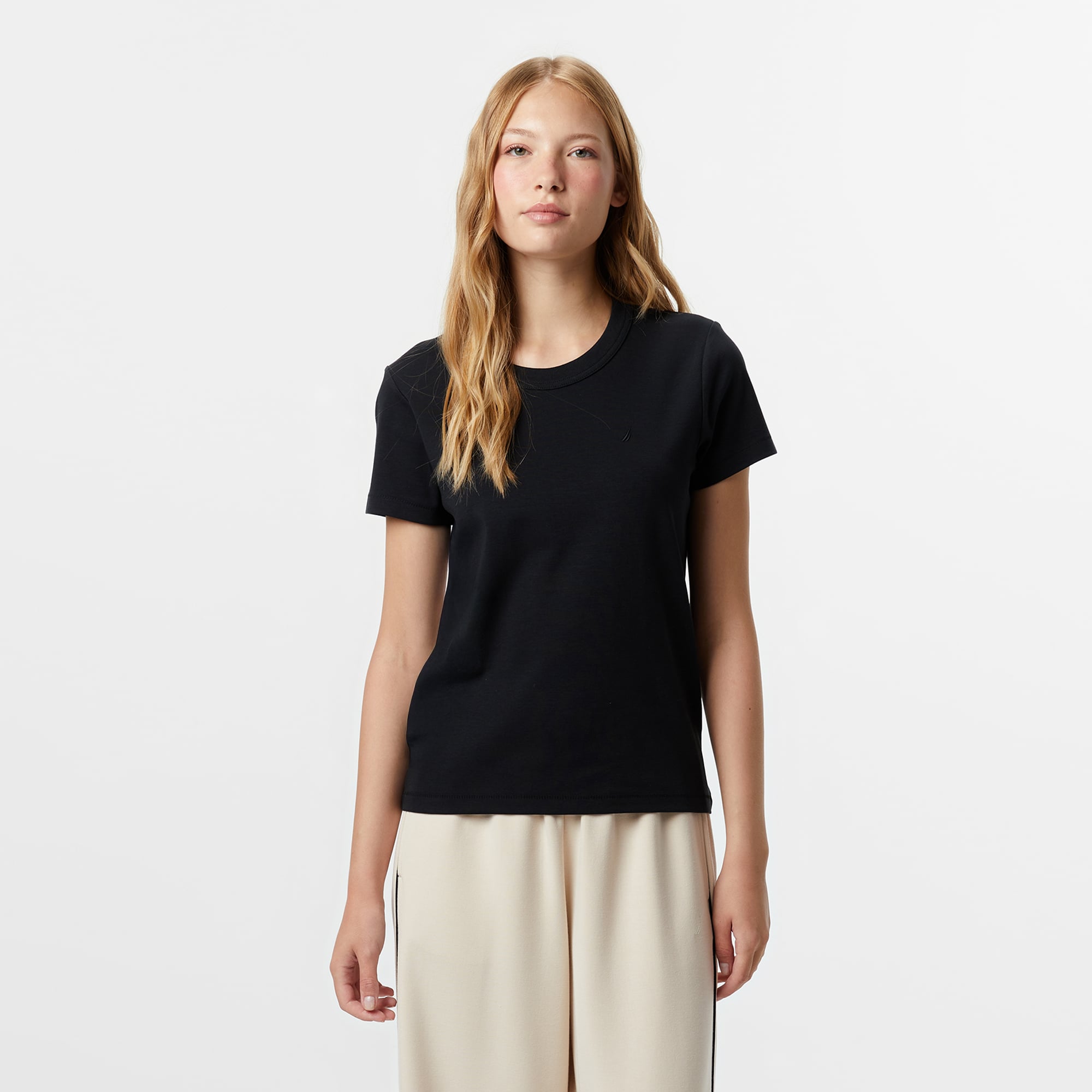  Nautica Kadın Siyah Classic Fit T-Shirt