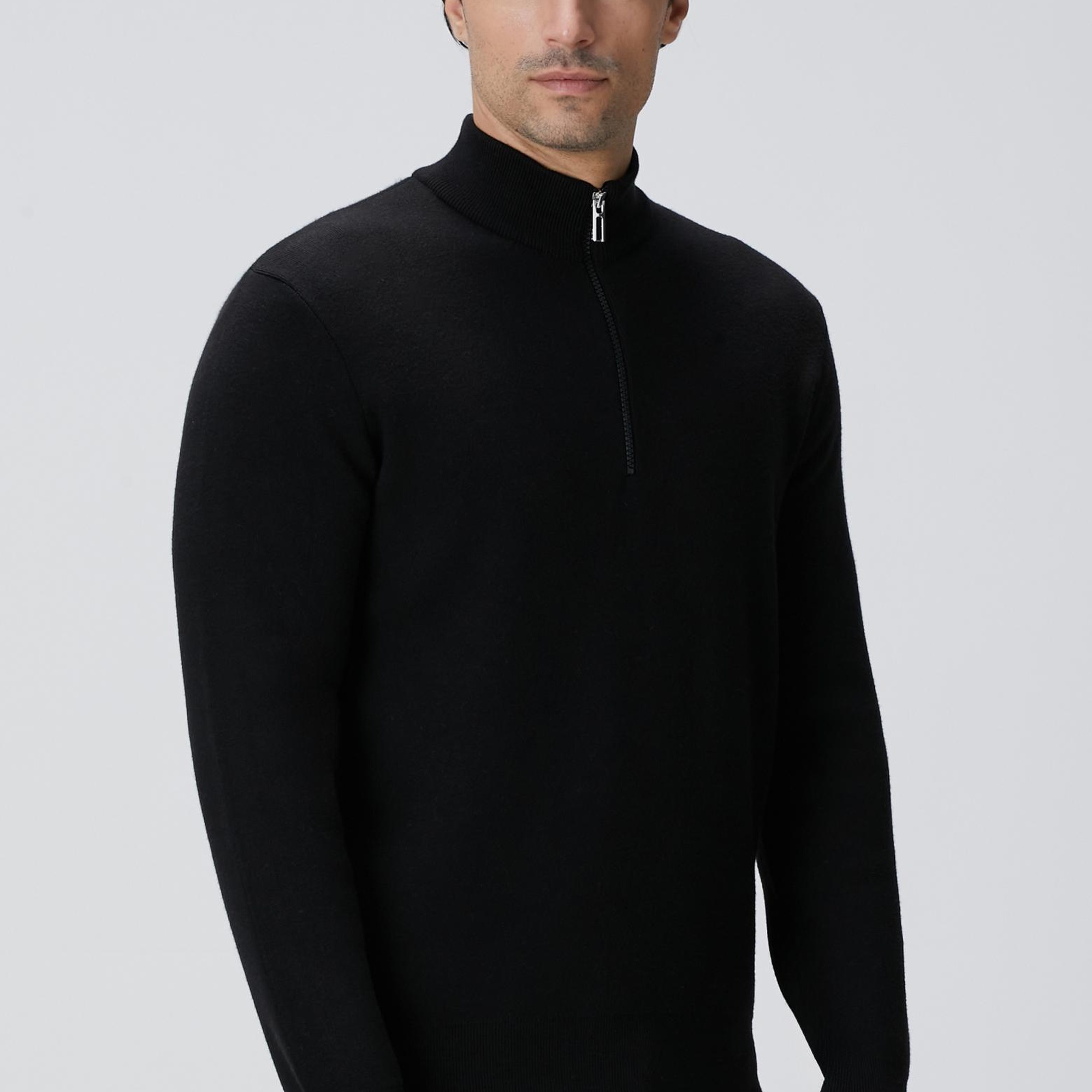 Network Erkek Siyah Dik Yaka Fermuarlı Triko Kazak